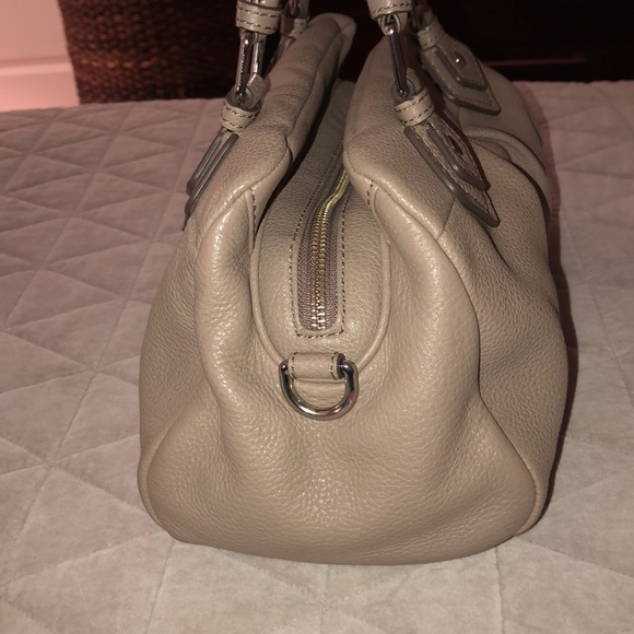 Marc Jacobs Classic Leather Satchel - Picture 4 of 6